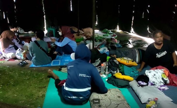 Mensos Risma memastikan pihaknya akan terus memberikan bantuan kepada korban gempa Cianjur walaupun status tanggap darurat bencana tak diperpanjang.