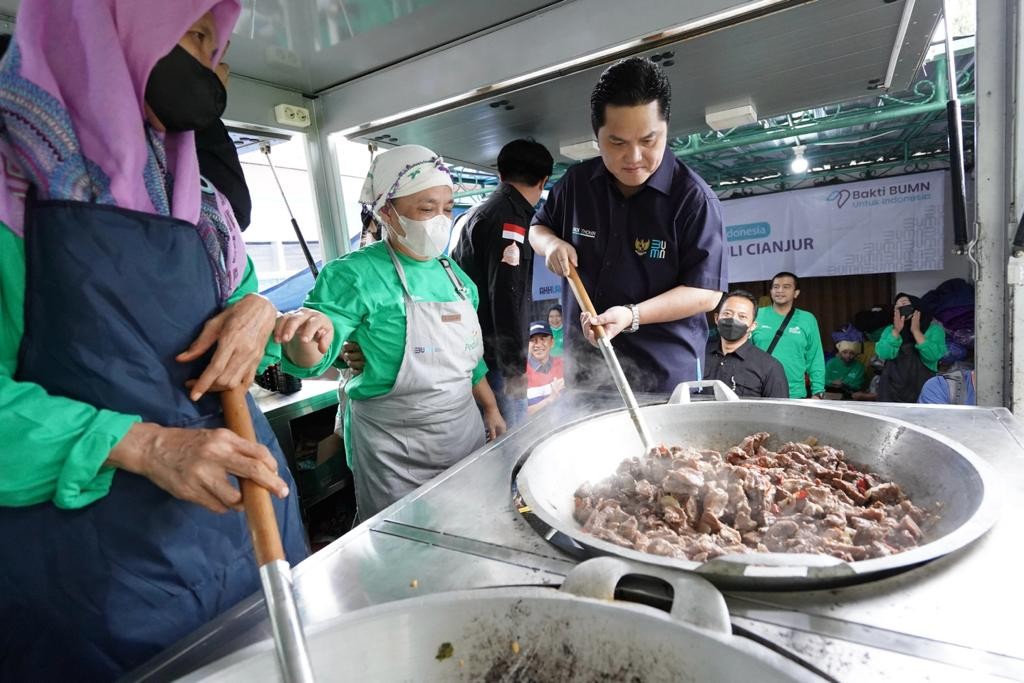 BRI Sediakan Posko Trauma Healing & Dapur Umum, Erick Thohir Apresiasi BUMN & Masyarakat. (Foto:  BBRI/Adv)
