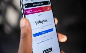 Intip Cara Tahu Jam yang Tepat untuk Posting Instagram Bisnis. (FOTO: MNC Media)