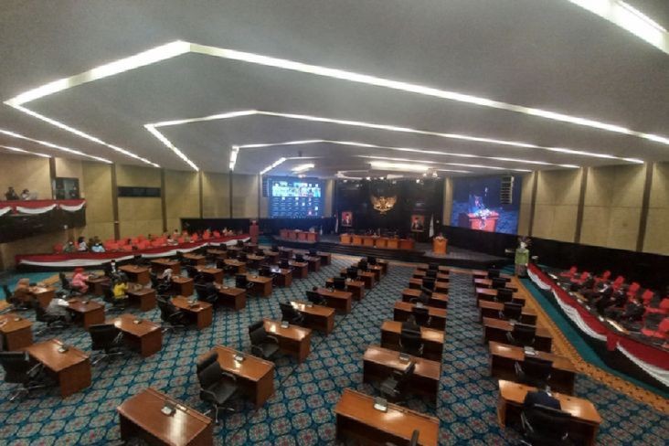 RAPBD DKI 2023 Capai Rp83,78 Triliun, Fokus Atasi Banjir, Macet, dan Resesi. (Foto: MNC Media)