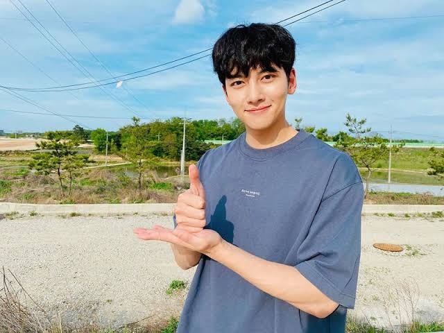 Salut! Ji Chang Wook Donasikan Sebagian Hasil Penjualan Tiket Fanmeeting untuk Gempa Cianjur (FOTO:MNC Media)