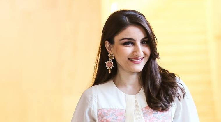 Sama seperti sang kakak, Saif Ali Khan, Soha Ali Khan juga keturunan kerajaan.