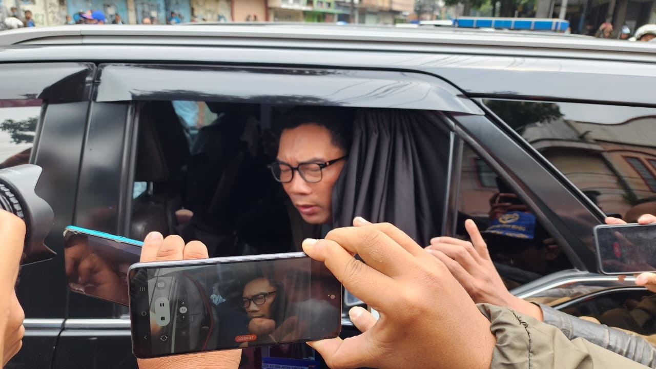 Ridwan Kamil Minta Warga Bandung Tetap Tenang Pasca-teror Bom Bunuh Diri. (Foto: MNC Media)