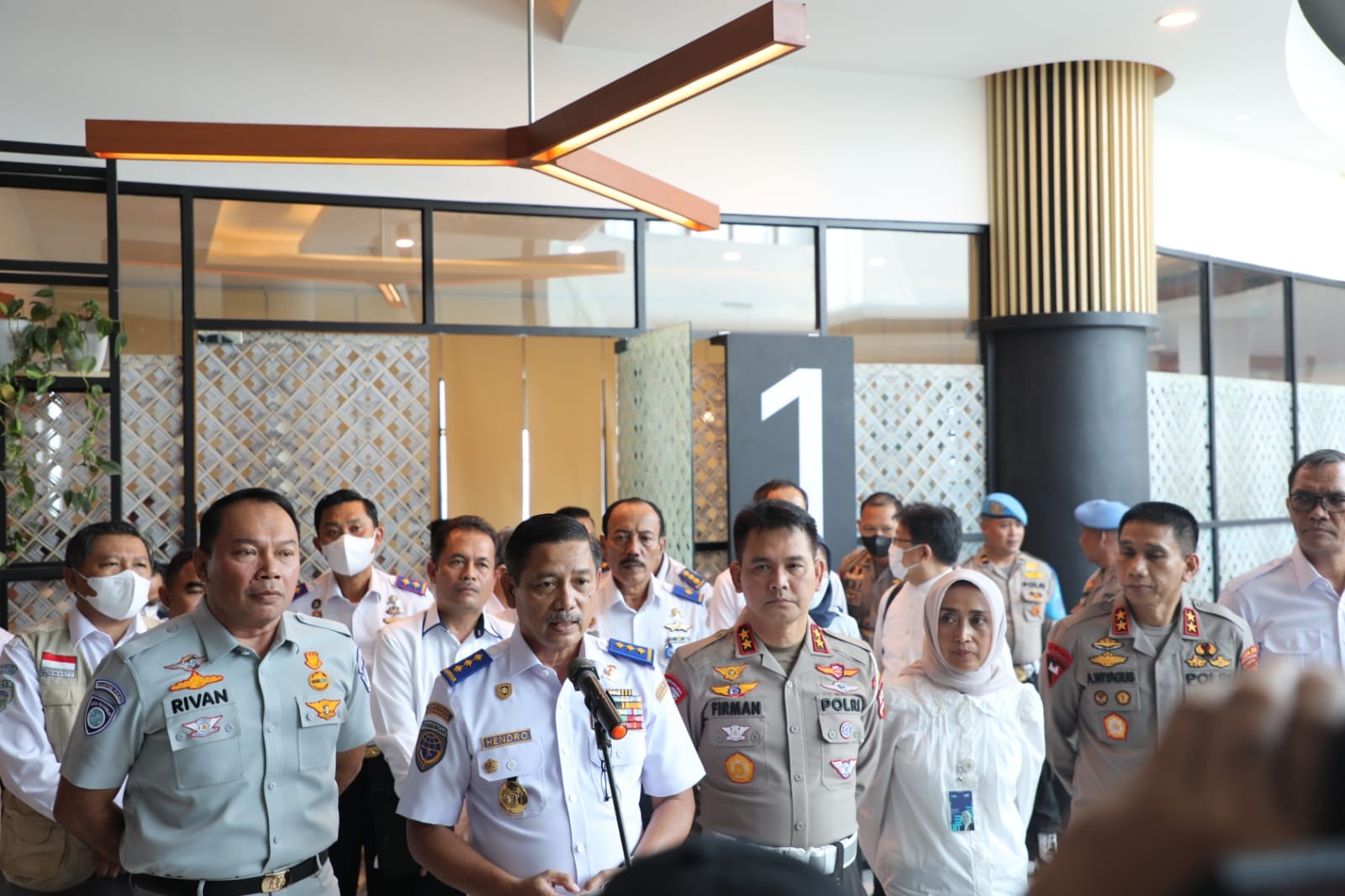 Jelang Libur Nataru, Tak Ada Penjualan Tiket Kapal di Pelabuhan Merak dan Bakauheni (FOTO:Dok Ist))