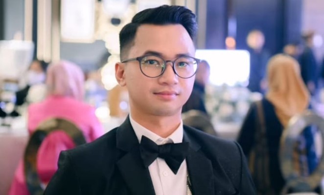 Anak Yatim ini Dulu Hidup Kekurangan, Kini Sukses Jadi MUA. (Foto: Courtesy/Rangga Junas's IG)