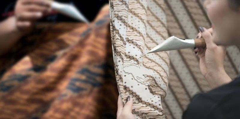 Cerita Eks Buruh Pabrik Rokok Jadi Wirausahawan Sukses di Bidang Kerajinan Batik. (Foto: MNC Media)