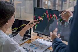 Mengenal Definisi dan Contoh Average Down dalam Saham. (FOTO: MNC Media)