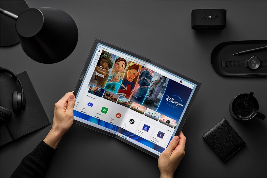 Asus Rilis Laptop Layar Lipat Zenbook 17 Fold OLED, Harga Rp50 Jutaan (Dok.Ist)