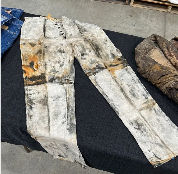 Celana Jeans Tertua di Dunia Berhasil Terjual Rp1,77 Miliar. (Foto: Seattletimes.com)