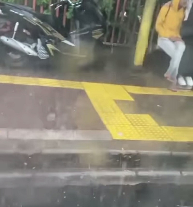 Heboh Hujan Es di Jakarta, BPBD DKI: Terjadi di Tebet dan Kalibata. (Foto: IG @infojaksel.id).