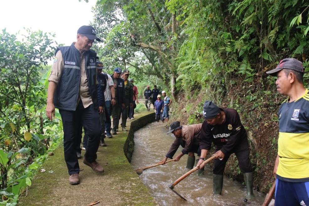 Korban Gempa Cianjur Merapat, Ada Loker Padat Karya hingga Ganti Oli Gratis (Foto: MNC Media)