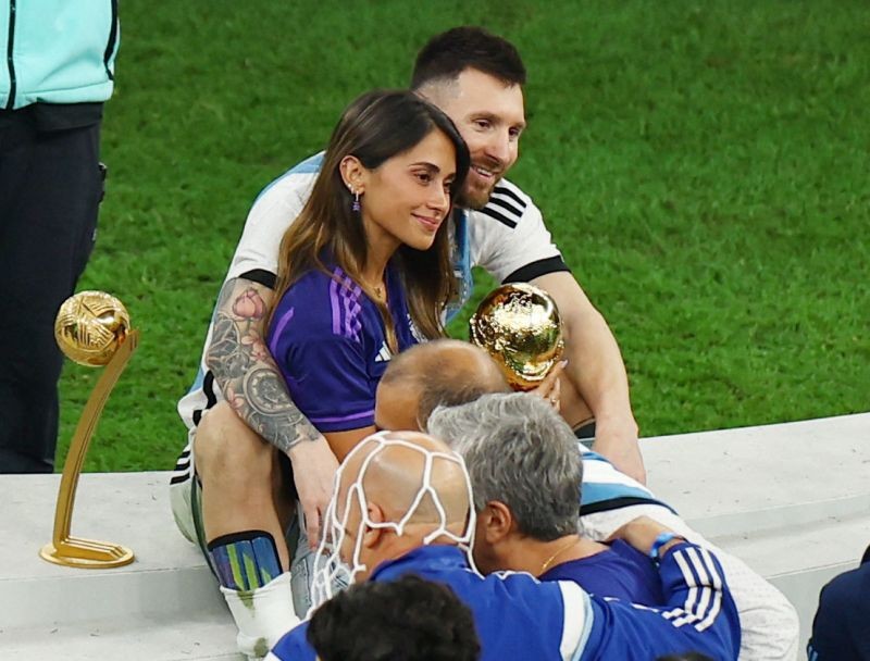 Cinta Pertama dan Terakhir Messi, Intip Profil dan Kekayaan Antonella Roccuzzo. (Foto: Profil dan Kekayaan Antonella Roccuzz)