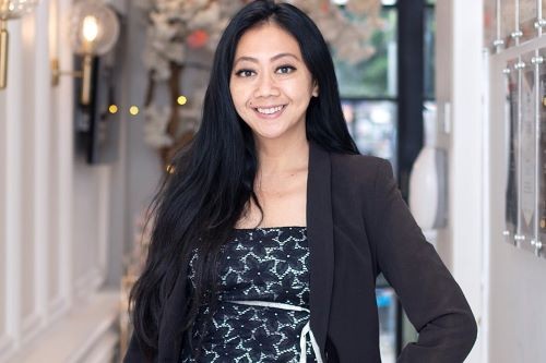 Takut Industri Kreatif Terpukul, Asri Welas Berharap 2023 Tak Resesi. Foto: MNC Media.