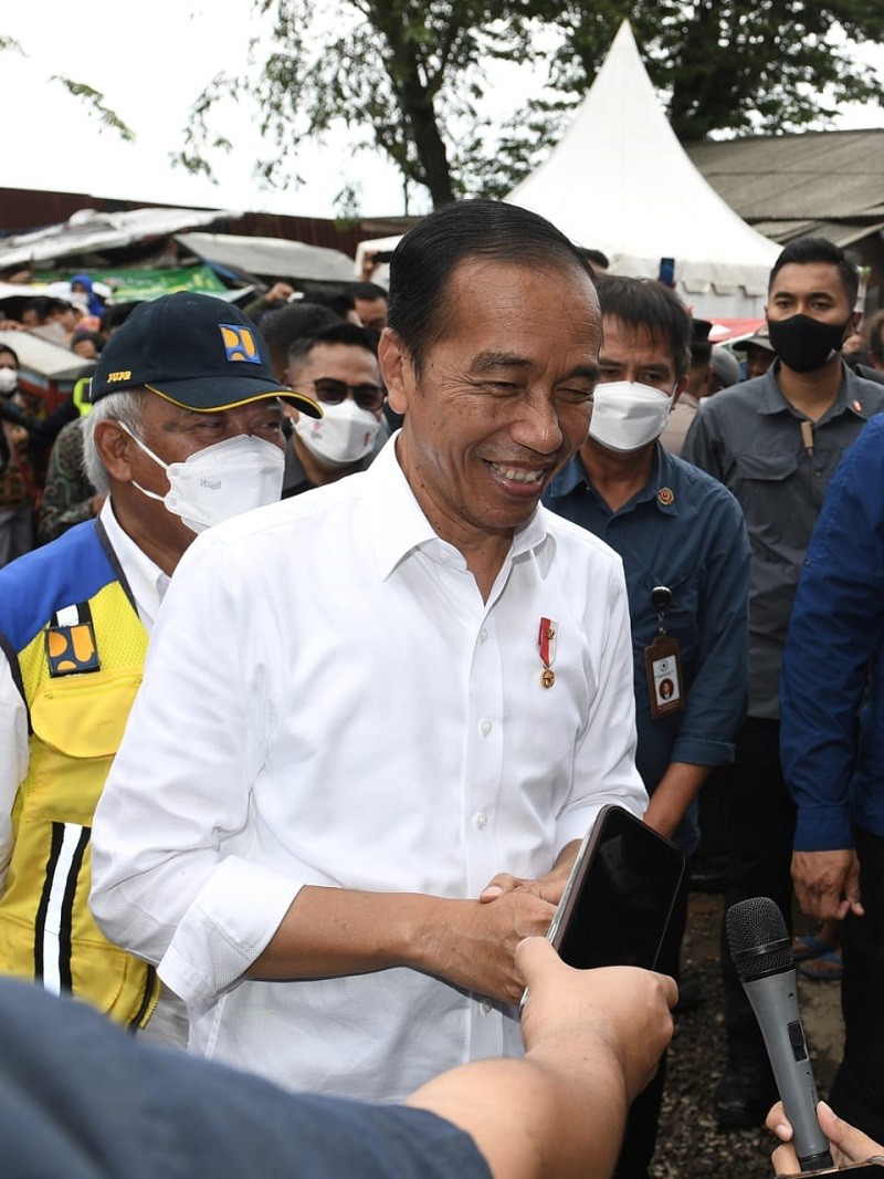 Larang Jual Rokok Ketengan, Jokowi: Untuk Jaga Kesehatan Masyarakat. (Foto: Raka Dwi/MPI).