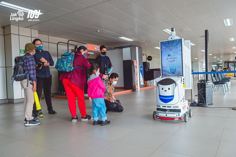 Ada Robot Petugas Patroli di Stasiun MRT Lebak Bulus, Ini Penampakannya. (Foto: MRT Jakarta).