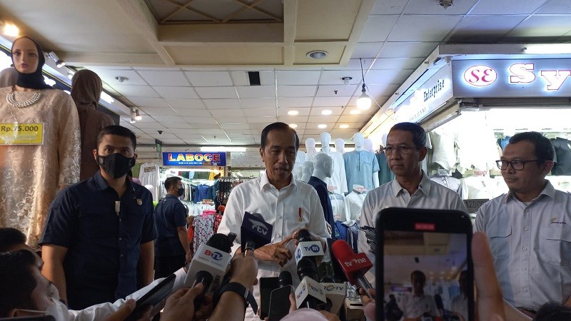 Soal Reshuffle Kabinet, Jokowi: Tunggu Saja. (Foto: Bachtiar Rojab/MPI).