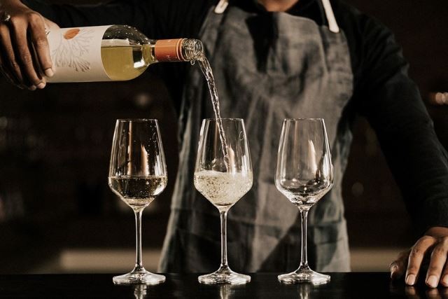 Curi Perhatian, Saham Duo Emiten Minol WINE dan BEER Melejit Usai IPO. (Foto: MNC Media)