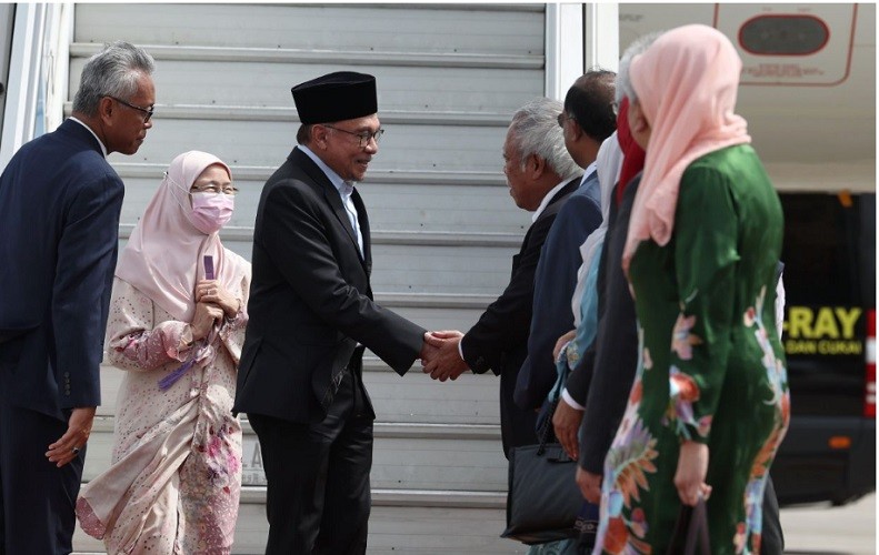 Tiba di Jakarta, PM Anwar Ibrahim Sebut Indonesia Teman Dekat. (Foto: thestar.com)