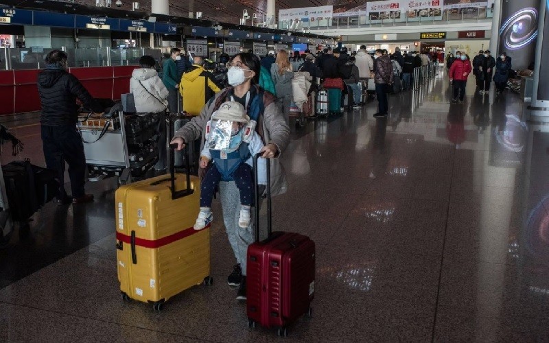 Prancis Perpanjang Aturan Wajib Tes Covid-19 bagi Turis China. (Foto: MNC Media).
