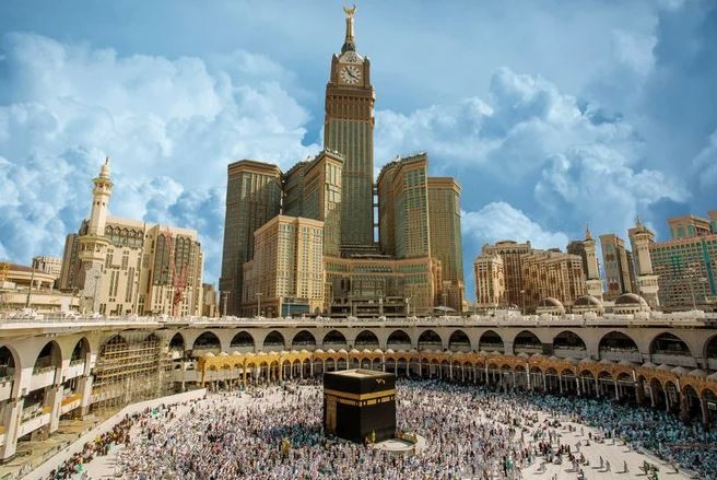 Daftar Kuota Haji 2023 di Sejumlah Negara Muslim, Indonesia Terbanyak (Foto: Shutterstock)