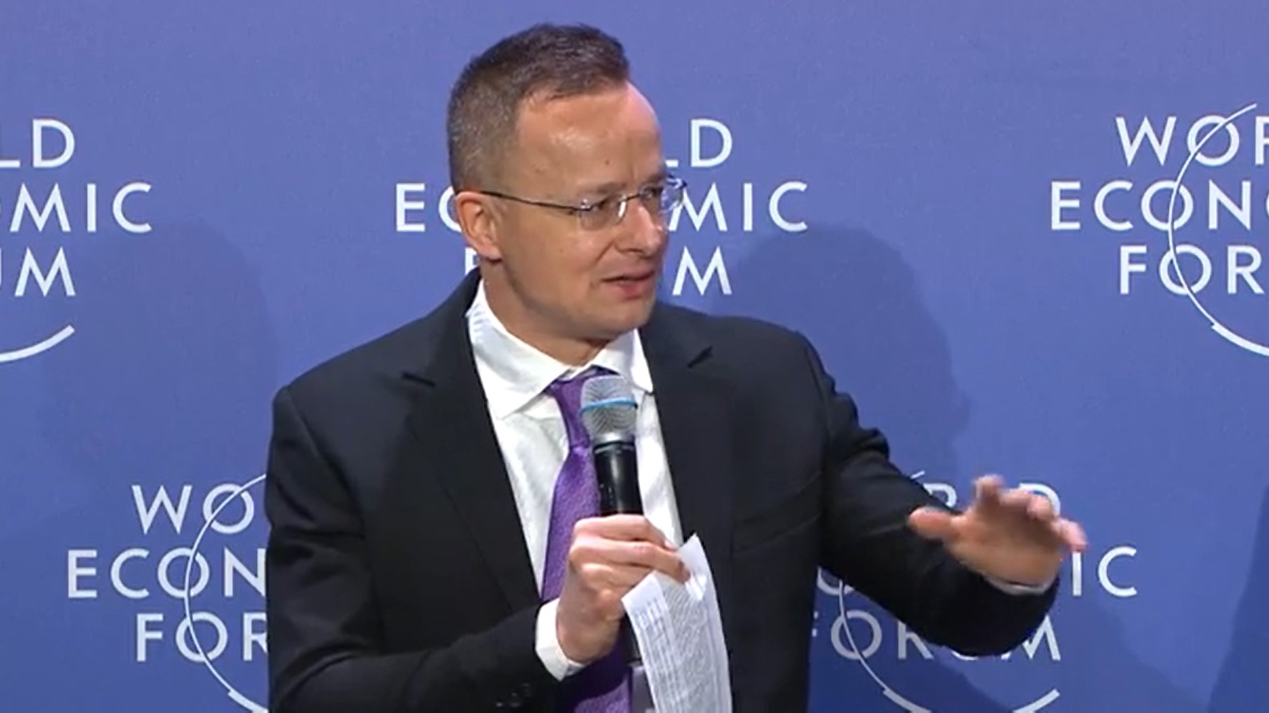WEF Davos 2023, Hungaria: Rasa Hormat Antar Negara Hilang, Perang Dunia di Depan Mata (foto; MNC Media)