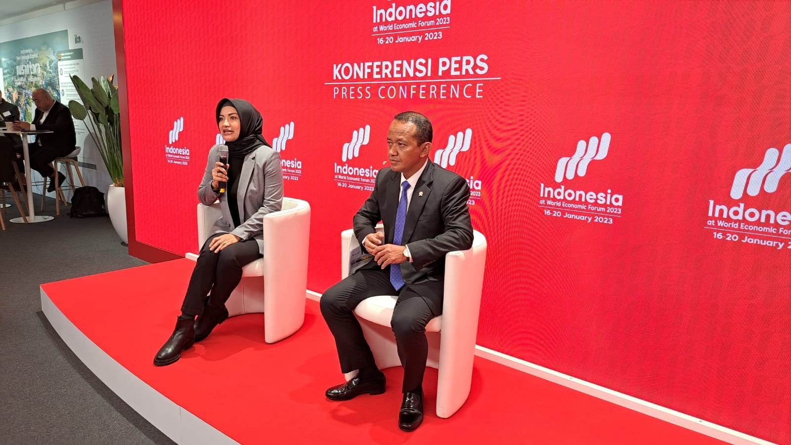 Bahlil Bahas Hilirisasi sampai Pamer Populasi di Davos. (Foto: MNC Media)