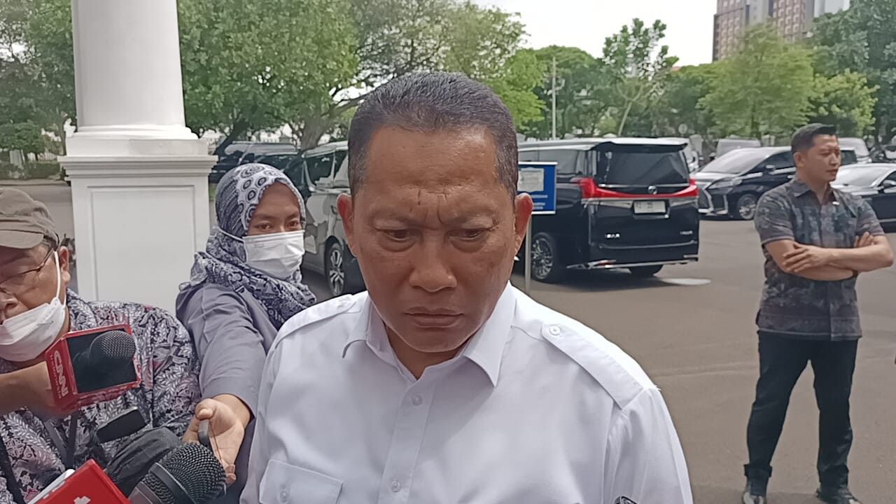 Bos Bulog Heran Harga Beras Naik: Apa karena Pasokannya Kurang?. (Foto: Carlos Roy Fajarta/MNC Portal Indonesia)