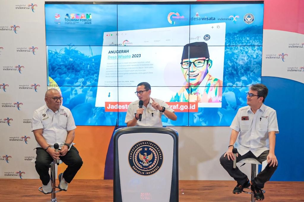 Dongkrak Kunjungan Wisatawan, Sandiaga Targetkan 4.00 Desa Wisata Daftar ADWI 2023. (Foto: Menparekraf)