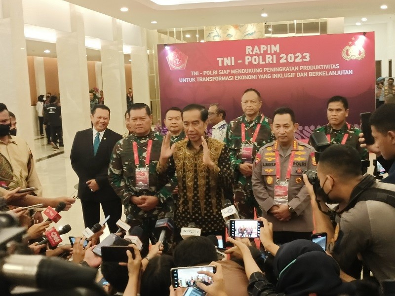 Pesan Jokowi di Rapim TNI-Polri: Kawal Hilirisasi agar Tak Ada Gangguan. (Foto: Raka Dwi/MPI).