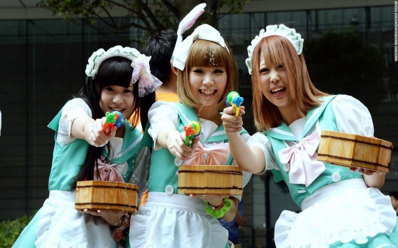 Intip 3 Maid Cafe di Jakarta: Pengunjung Bak Raja dan Ratu, Rambut Disisiri dan Diajak Ngegame. (Foto: