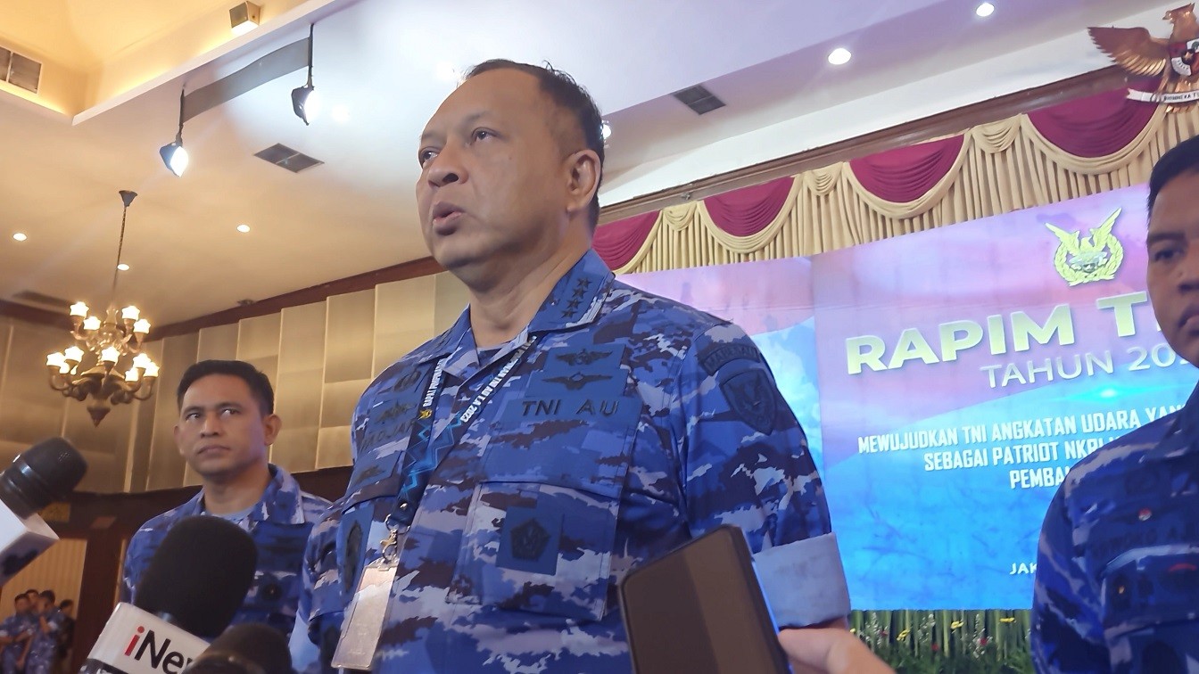 TNI AU Kerahkan Dua Unit Pesawat Bantuan Logistik untuk Turki-Suriah. (Foto: M Farhan/MPI)