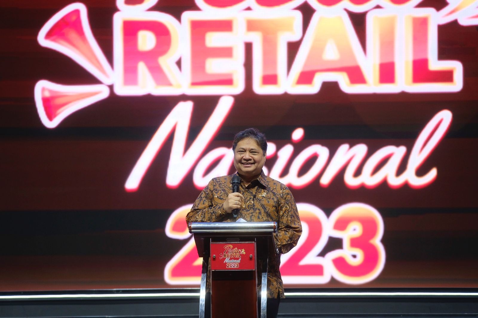 Terbukti Jadi Buffer Ketahanan Ekonomi Nasional, Airlangga Apresiasi UMKM Toko Kelontong. (Foto: MNC Media)