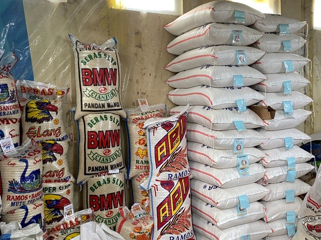 Harga Beras Mengila, Naik Setiap Hari Tembus Rp19.000 per Kilo. (Foto: MNC Media)