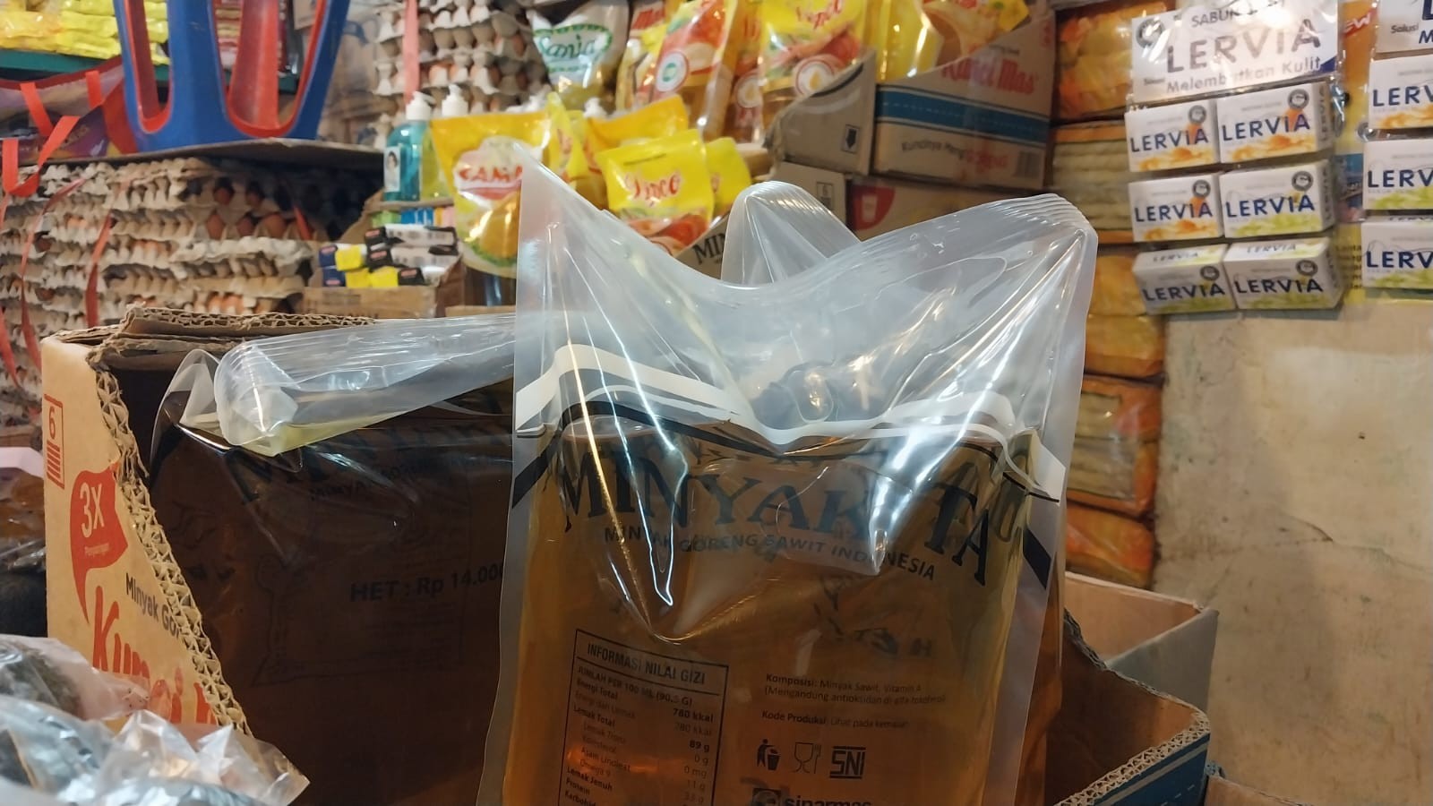 Ibu-ibu Rumah Tangga Protes Aturan Pembelian Minyakita Cuma Boleh 2 Liter per Hari. (Foto: MNC Media)