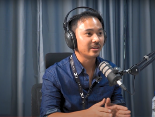 Kisah Inspiratif Pendiri HMNS: Bisnis Parfum Harga Merakyat, Gara-Gara Merek Impor Mahal. (Foto:  Youtube/Entrepreneur.id)