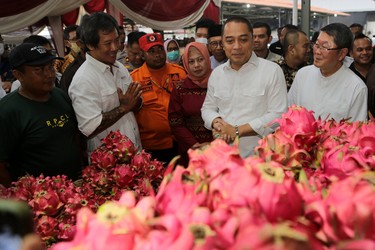 Walkot Eri Resmikan Pasar Induk Surabaya Sidotopo, Sentra Kulakan Terbesar (FOTO: MNC Media)