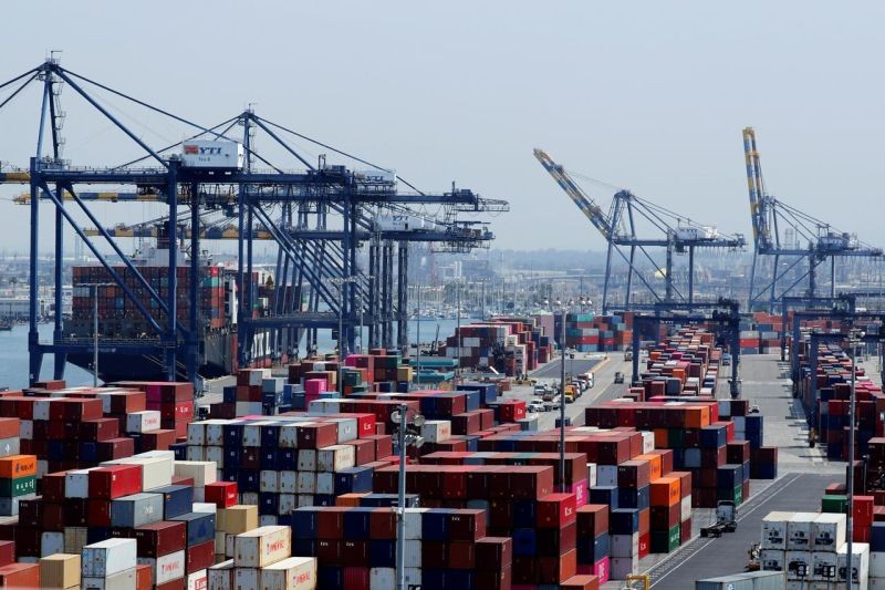 Harga Lebih Murah, Produk China Jadi Ancaman Serius Bagi UMKM Lokal. Foto: MNC Media.