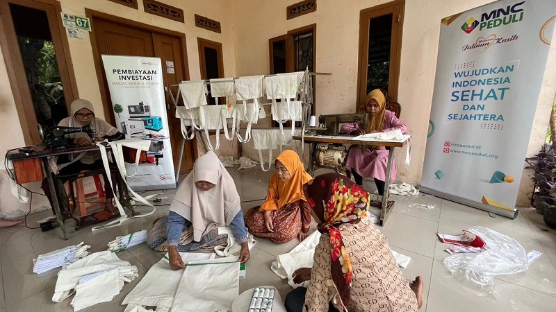 Pemberdayaan Wanita di Muara Gembong sebagai Dukungan MNC Peduli dan MNC Guna Usaha Indonesia. (Foto: MNC Media).