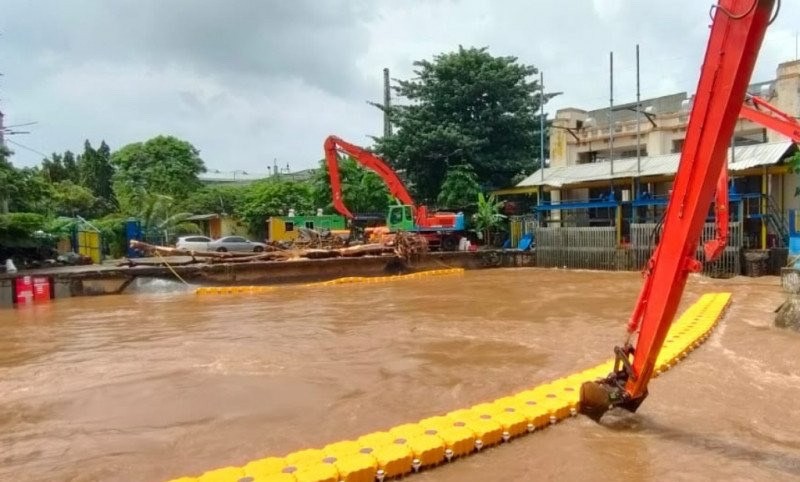 Pintu Air Pasar Ikan Masuk Siaga Dua, Waspada Banjir (Foto: MNC Media)