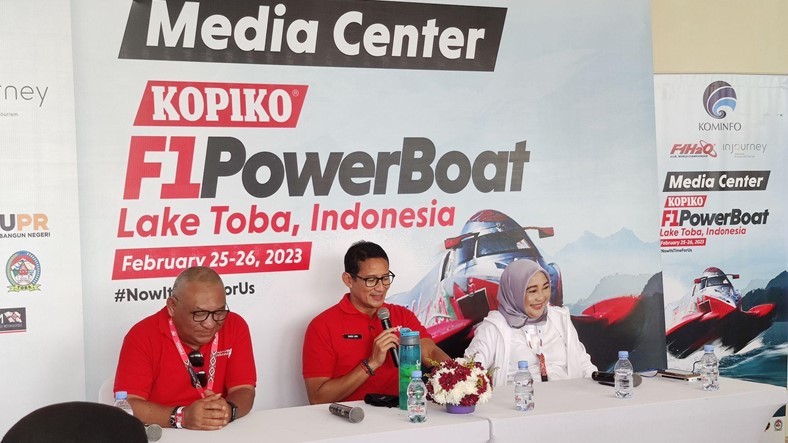 Ajang F1 Powerboat Sukses, Sandiaga: Bukti Danau Toba Mampu Gelar Acara ...