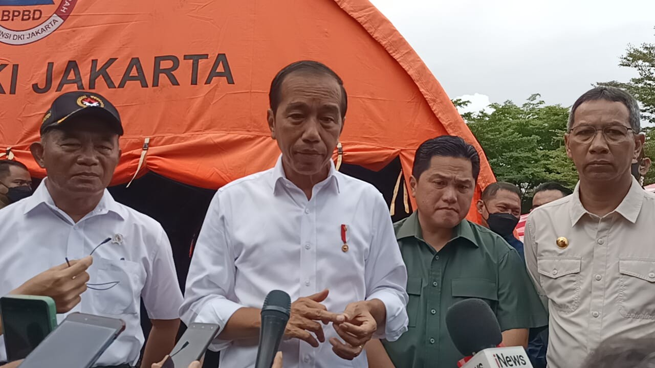Jokowi Perintahkan Jajarannya Audit Seluruh Obyek Vital Pasca Kebakaran Depo Pertamina. (Foto: MNC Media)