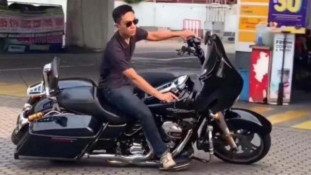 Pajak Harley Davidson Mario Dandy, Dibayar dengan Uang Rafael Alun yang Melebihi Harta Menkeu RI. (Foto: Pajak Harley Davidson Mario Dandy)