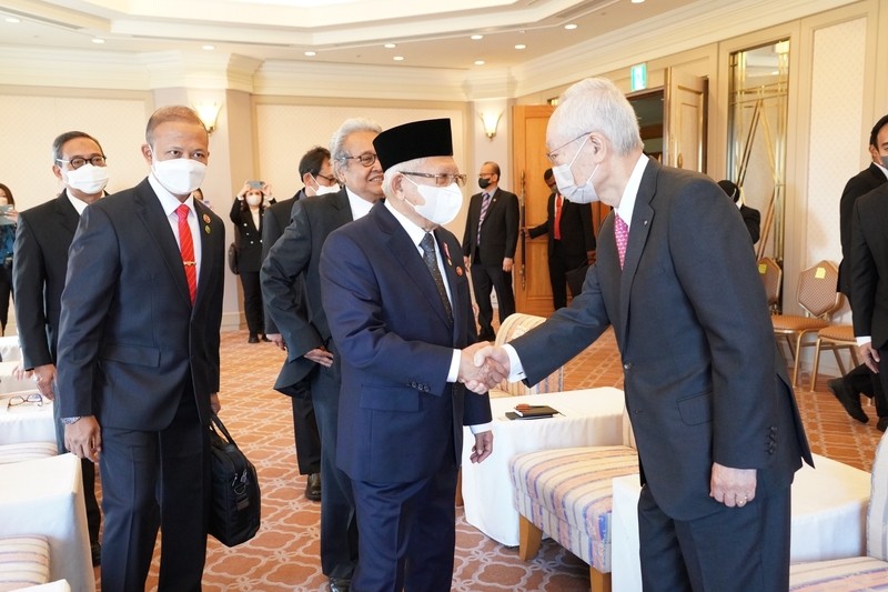 Bangun Jaringan Ekosistem Halal, Wapres Bertemu Chairman Glico. (Foto: MNC Media)