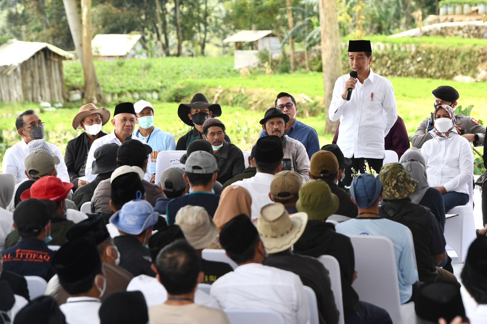 Jaga Rantai Pasok Pangan, Jokowi Dukung Skema Pre-Financing di Kopontren Al-Ittifaq. Foto: MNC Media.