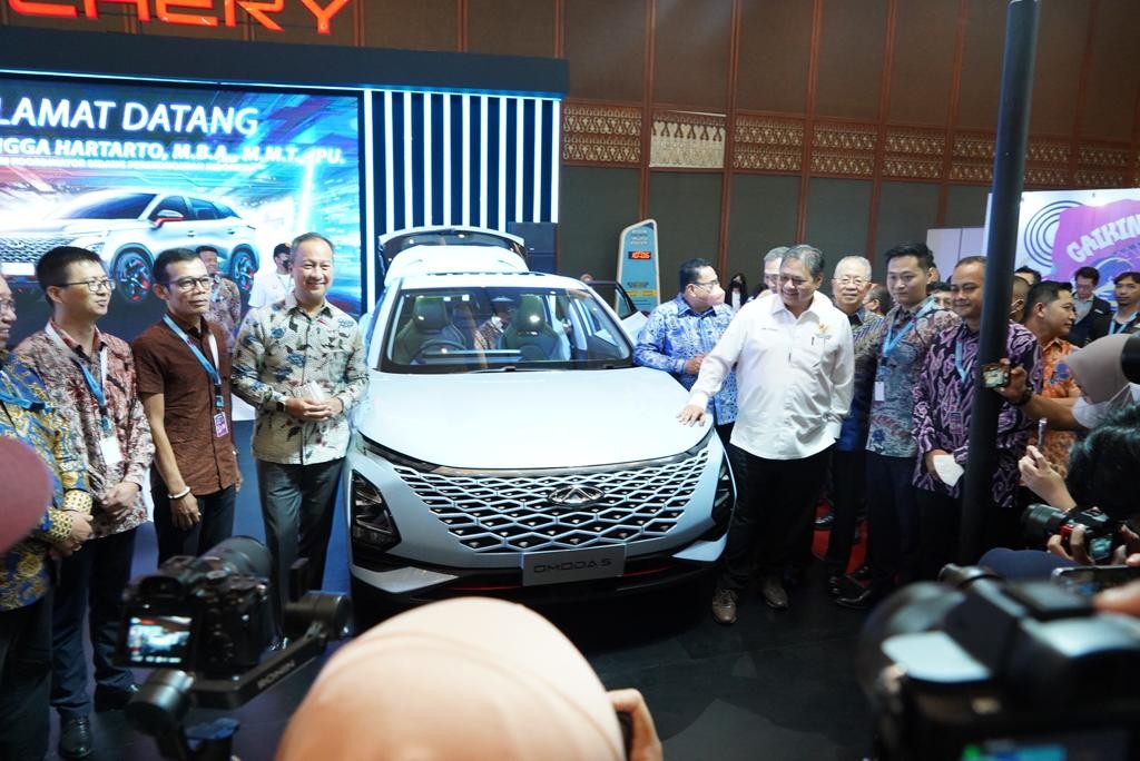 Penjualan Industri Otomotif Tumbuh, Airlangga: Ada Kontribusi Besar Pemerintah. (Foto: Istimewa)
