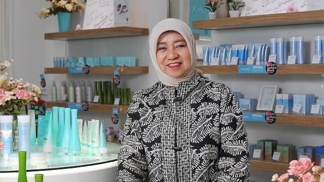 Sosok Kuat, Begini Kisah Inspiratif Nurhayati Subakat, Pendiri Wardah dan Make Over. (Foto: Nurhayati Subakat)