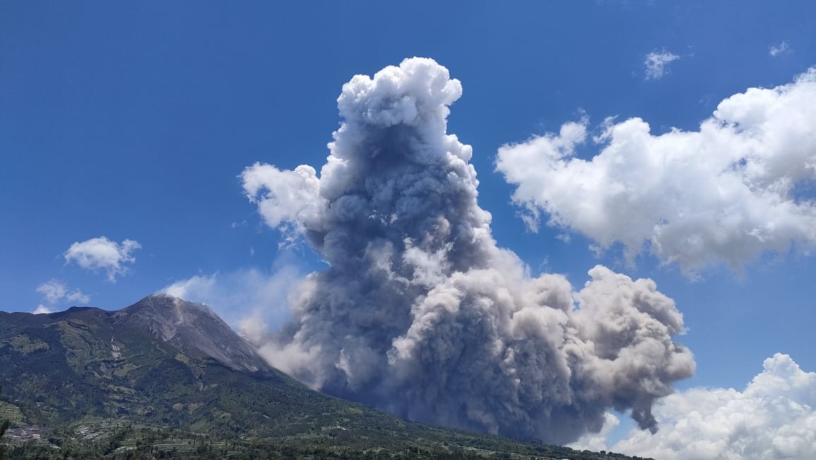 Gunung Merapi Erupsi Lagi, Statusnya Tetap Siaga. (Foto: MNC Media)
