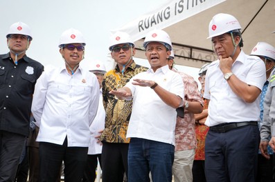 Bahlil: Investasi Lotte (LCI) di Cilegon Rp60 Triliun, Bakal Serap 15 Ribu Pekerja (FOTO: MNC Media)