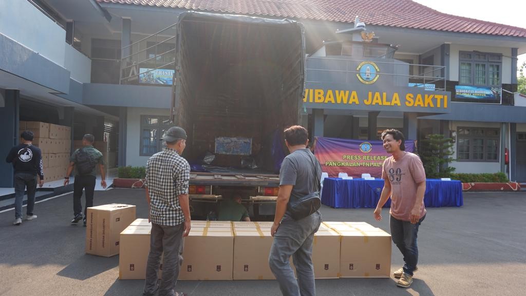 TNI AL Gagalkan Pengiriman Dua Juta Batang Rokok Ilegal di Pelabuhan Merak (FOTO: MNC Media)