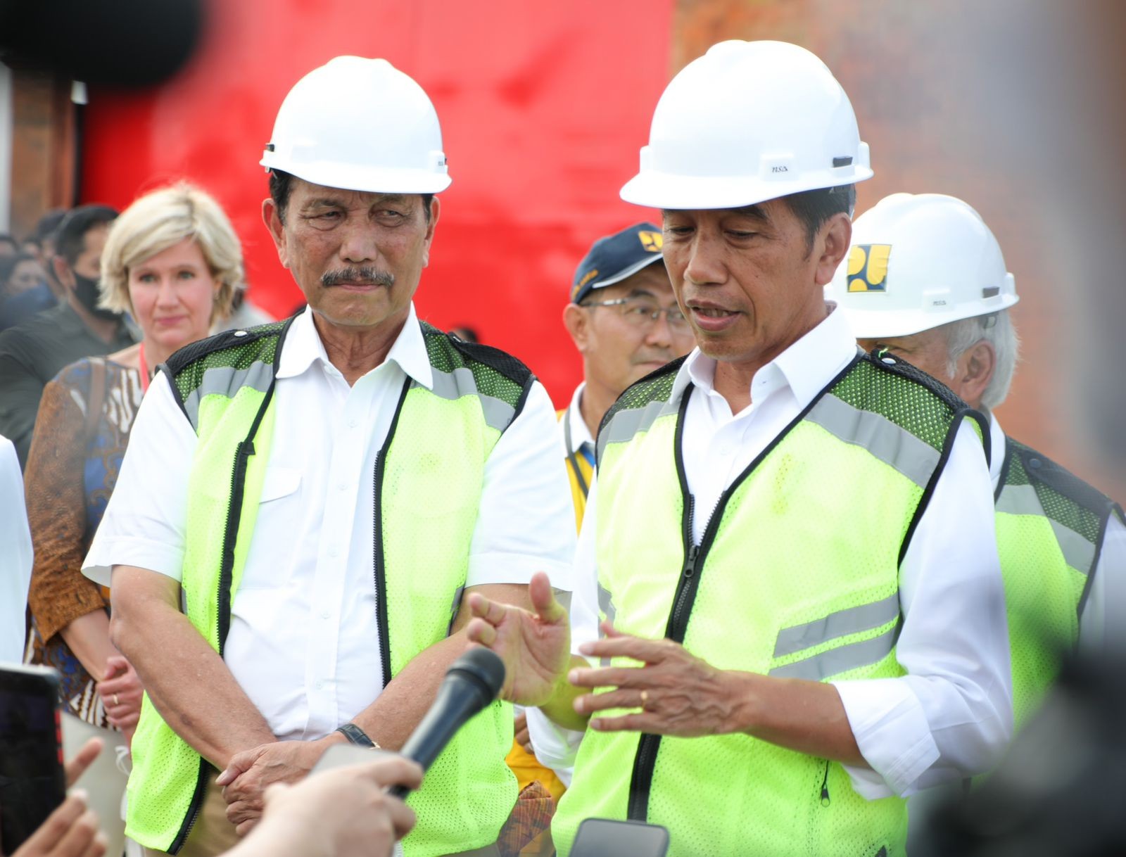 Laporan Luhut ke Jokowi: Pak, Hilirisasi Ini Tidak Boleh Berhenti. (Foto MNC Media)